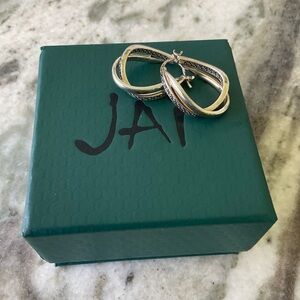 JAI jewelry Sterling Silver double hoop earrings
